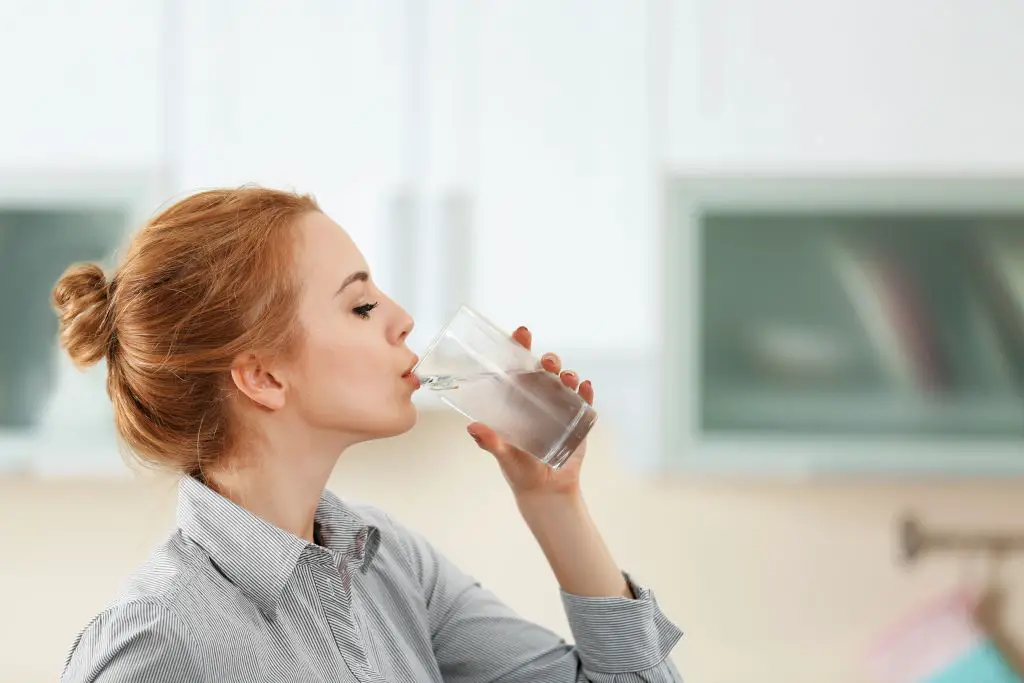 síntomas de deshidratación en adultos