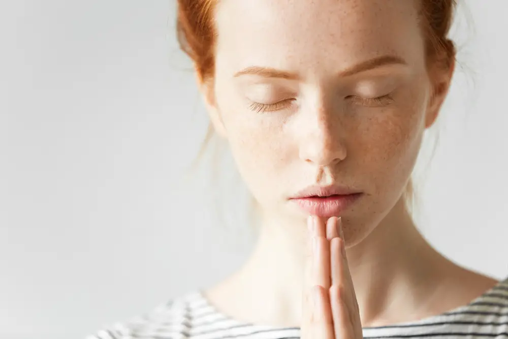 Eye Yoga: 3 asanas para una mirada relajante y radiante